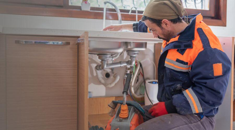 Professional sink repair in Campus, IL